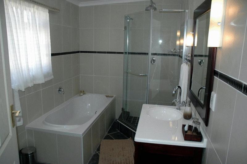 Kronenhoff Guesthouse Kirkwood Oda fotoğraf